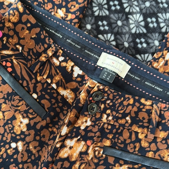 Anthropologie Essential Slim Floral Pants - Picture 3 of 5